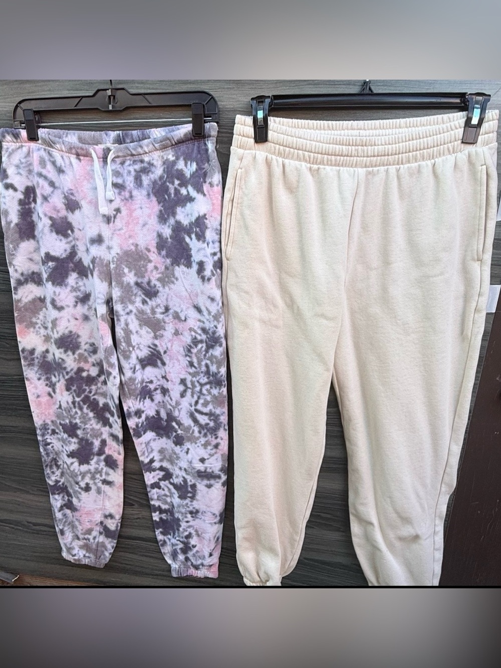 Women’s Sweatpants Bundle Lot (2 Pair)Old Navy SoComfy cream & Urban Rebel SizeM